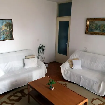 Apartment Apartman Maria